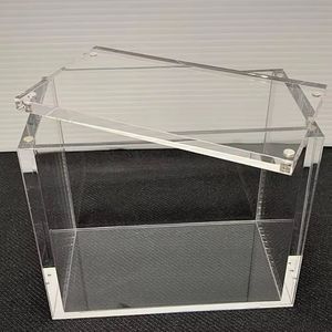 กล่องอะคริลิคใส่การ์ดโปเกมอน 151 (ฝาขนาดใหญ่) สำหรับบรรจุภัณฑ์แบบกล่องกระดาษ รุ่นคลาสสิกหรูหรา ราคาโรงงาน ปี 2025 รับทำโลโก้ตามสั่ง - Product Image 2