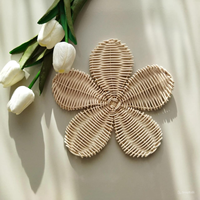 Décoration murale suspendue en rotin naturel, design floral Art Déco, artisanale, écologique, personnalisable, décoration d'intérieur pour mariages