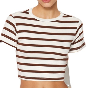 Vente en gros de crop tops pour femmes, respirants, à séchage rapide, écologiques, en coton et élasthanne, à manches courtes, col rond, décontractés, pour la gym, le fitness et l'entraînement - Product Image 1