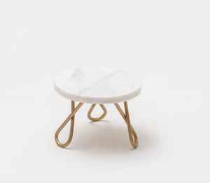 Base de Metal Decorativa para Tartas con Patrones Intrincados que Añaden Sofisticación, para Postres en el Hogar, Cocina y Eventos Formales, Elegante - Product Image 6