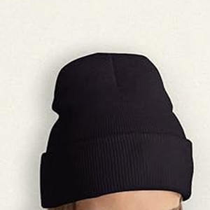 Nuevo Gorro de Punto Unisex 100% Acrílico con Bordado Personalizado, Gorra de Playa para Otoño e Invierno para Adultos, Subido por Dress Sports - Product Image 4