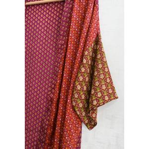 Robe kimono courte en soie patchwork respirante, taille plus, fabriquée à la main en Inde, imprimée, style bohème, pour se détendre et dormir - Product Image 3