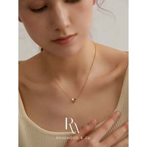 Collana con Pendente a Diamante Verde, Delicata Collana con Gemma in Zirconia Cubica Anti-ossidazione, Collana con Pendente alla Moda - Product Image 4