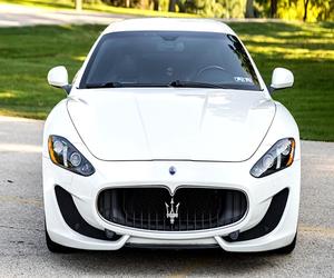 MASERATI GRANTURISMO SPORT 2014 D'OCCASION CÔTÉ GAUCHE/CÔTÉ DROIT - Product Image 1