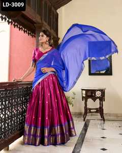Seda de algodón de uso tradicional indio con trabajo de tejido con concepto Paithani Lehenga Choli con Dupatta elegante con precio bajo - Product Image 2