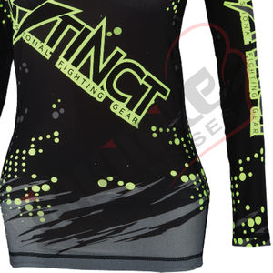 Rashguard MMA à col rond avec logo personnalisé, design personnalisé, tissu sublimé anti-UV, sans compression, pour femmes - Product Image 3