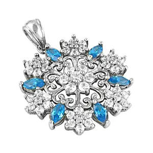 Pendentif en forme de flocon de neige en or rose rhodié fait à la main avec topaze bleue pour femmes - Product Image 2