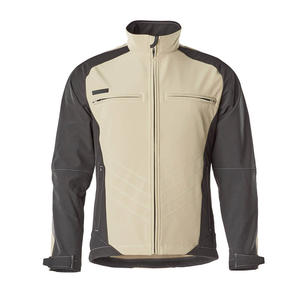 Chaquetas Softshell Tácticas para Hombre, Cuello Alto, Bolsillos Horizontales, Resistentes al Viento, Personalizadas, Venta al por Mayor, Directamente de Fábrica - Product Image 4