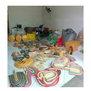 พัดมือแบบเวียดนามพัดหญ้าทะเลดีไซน์ไม่ซ้ำใครพัดลมมือพัดไม้ไผ่ทำด้วยมือฟางข้าวหญ้าทะเลขายส่ง - Product Image 6