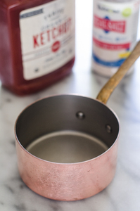 กระทะซอสโลหะสุดคลาสสิคพร้อมด้ามไม้เครื่องครัวเหมาะสำหรับใช้ในบ้านโรงแรมและร้านอาหารกระทะซอสทองแดงแบบหนัก - Product Image 3