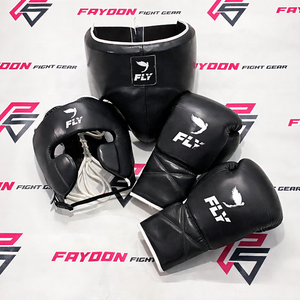 ชุดอุปกรณ์ฝึกซ้อมมวย Fly Black Boxing ประกอบด้วยนวม, หมวกป้องกันศีรษะ และอุปกรณ์ป้องกันอวัยวะเพศชาย ผลิตแบบ OEM ODM ชุดฝึกซ้อมมวยหนังแท้สำหรับนักมวย, ยิม และขายส่ง - Product Image 1
