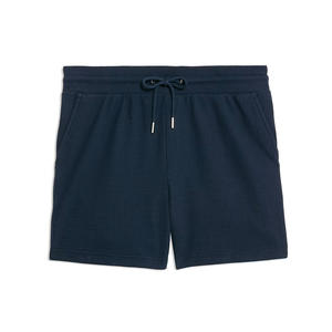 Pantalon court durable pour homme conçu avec des coutures renforcées pour des performances durables dans les environnements décontractés et extérieurs - Product Image 1