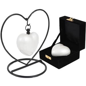 Urne funéraire souvenir en forme de cœur unique pour cendres humaines fabriquée à la main en laiton et gravée à la main à la maison - Product Image 4