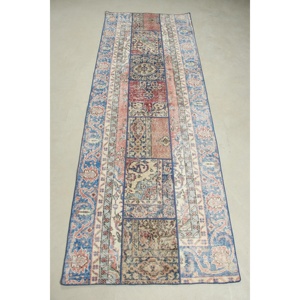 Alfombra turca vintage de 3x8.2 pies, alfombra de lana con motivos de plantas y árboles azules - Product Image 1