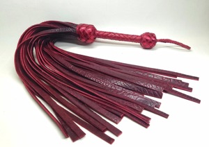Couleur marron foncé Service OEM de haute qualité Produit le plus récent Fait à la main Meilleure vente Fouet en cuir Flogger PAR Industries - Product Image 4