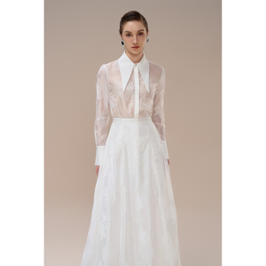 Lujosas Camisas de mujer de manga larga Caryln cuello puntiagudo camisa Bloom Craft tela ropa de mujer 2024 Whiteant Vietnam - Product Image 1