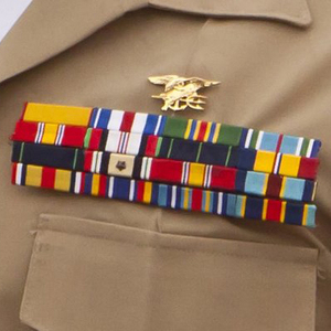 2024 OEM nouveauté sur mesure moiré ruban personnalisé rayures classiques médaille rubans prix ruban avec des couleurs personnalisées - Product Image 3