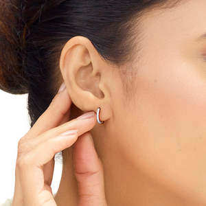 ชุดต่างหูเพชรทรงห่วงและแบบกอดหู รุ่น Bright Charm - Product Image 2