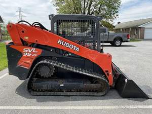 Kubota SVL95-2 chargeuse compacte à chenilles pour la construction, le bâtiment et l'agriculture Chargeur produit pour diverses tâches - Product Image 2