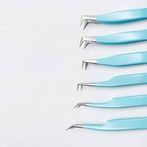 Pinzas para Pestañas con Punta Curva de Fibra para Aislamiento, Herramienta Profesional para Extensiones de Pestañas - Product Image 6