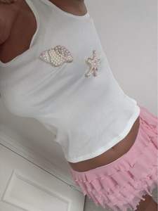 Charme et porte-clés élégant et fantaisiste, multicolores, avec broderie de perles en forme de papillon, de haute qualité, fait à la main, beau et tendance - Product Image 4