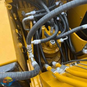 รถขุดมือสอง Caterpillar 323D2L ปี 2022 ของแท้จากญี่ปุ่น ระบบหัวฉีดตรง อะไหล่เครื่องจักรก่อสร้างหนักสำหรับขาย - Product Image 5