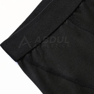 Streetwear Short de compression respirant à séchage rapide Short de compression surdimensionné pour hommes - Product Image 5