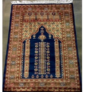 Conceptions personnalisées nouvelle prière tapis musulman en gros en vrac couleur unie teint épais tapis de prière de haute qualité tapis jaenamaz islamique - Product Image 6