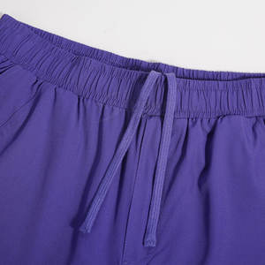 Traje Quirúrgico Resistente con Textura Suave y Aspecto Moderno, Traje Quirúrgico con Ajuste Relajado y Costuras de Alta Calidad - Product Image 4