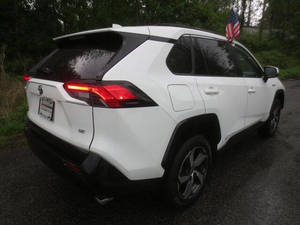 Voiture d'occasion de qualité abordable, Toyota RAV4 2022, conduite à gauche - Product Image 3