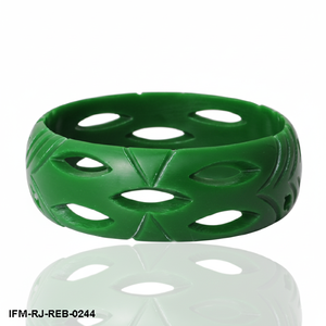 กำไลข้อมือเรซิ่นสีเขียวสไตล์วินเทจ ลายใบไม้ฉลุสีเขียวป่า ดีไซน์โดดเด่นสำหรับผู้หญิง - Product Image 2