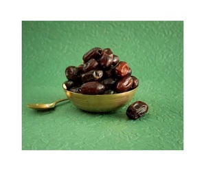 Cuenco de latón macizo hecho a mano para una presentación de calidad superior de frutas secas y dátiles dulces en su hogar o templo - Product Image 5