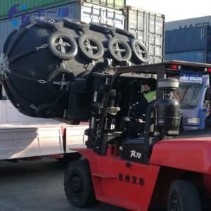 Ailes en caoutchouc pneumatiques résistantes de Yokohama d'amortisseur de Florescence 50kpa 80kpa avec le <span class=keywords><strong>filet</strong></span> de chaîne de pneu - Product Image 4