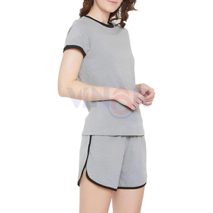 2025 OEM ODM Service de haute qualité vêtements d'été décontractés pour femmes t-shirt à manches courtes et ensemble court en tricot solide ensemble double pour les femmes - Product Image 4