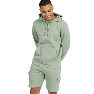 Ensemble sweat à capuche et short pour homme – Survêtement décontracté deux pièces léger avec sweat à capuche et short assorti – Tenue confortable style streetwear - Product Image 3