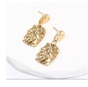 New Stylish Made of Sheet Round Shape <b>Earrings</b> Design Bold Hoop <b>Earrings</b> Twist Design <b>Cute</b> <b>Earrings</b> for modern women accessories - Product Image 2