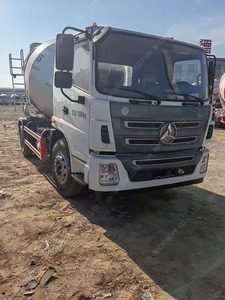 Euro II Emisión Usado SANY 4x2 Camión hormigonera de 18 toneladas 4 CBM Capacidad de agitación <span class=keywords><strong>Segunda</strong></span> <span class=keywords><strong>mano</strong></span> 4x2 Motor de bomba de hormigón de 18 toneladas - Product Image 2