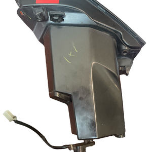 Caja de Almacenamiento para Motocicleta, Caja Superior para Yamaha XMax 300 125 400 Original B74F838V0000, de Plástico y Aleación, para Equipaje de Motocicletas - Product Image 3