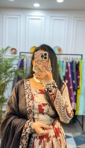 DESIGNER GEORGETTE SEQUENCE EMBROIDERY WORK ELEGANT LONG EMPIRE/NATURAL LINEN BALL GOWN FLOOR-LENGTH CUSTOMIZED COLOR GOWN - Product Image 6