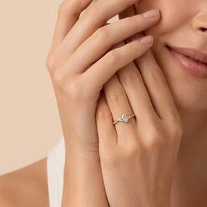 Jeulia Gold Bypass Oval Cut Cluster Engagement Ring-Classic Romantic Adjustable Inlay - Product Image 5