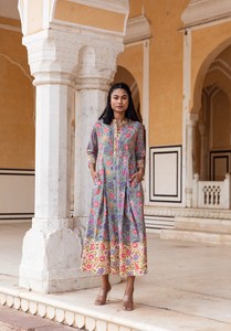 Robe de printemps à imprimé à la main, en pur coton, coupe trapèze, longueur mollet, style bohème, vacances, fabrication artisanale, mode éthique - Product Image 5