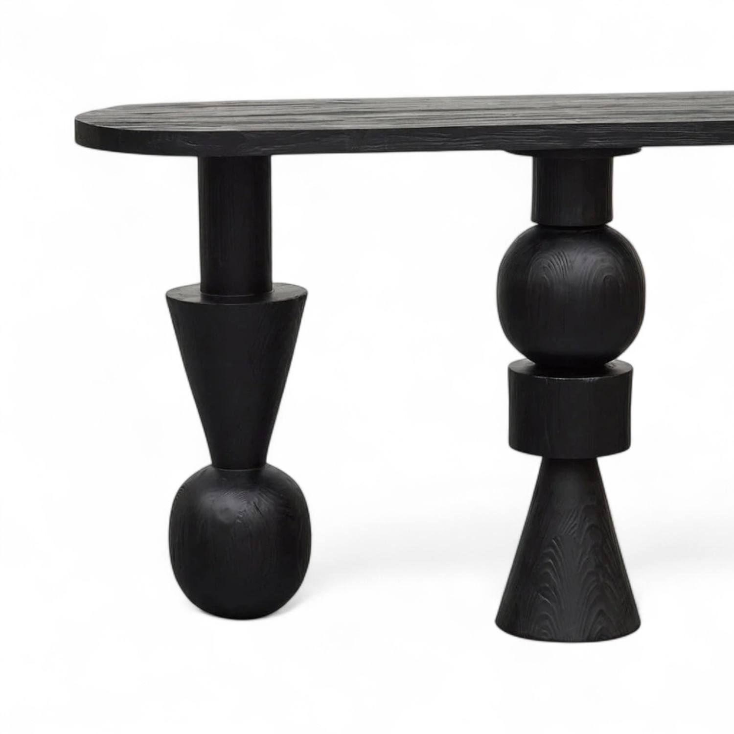 ไม้สนยึด-ดำ