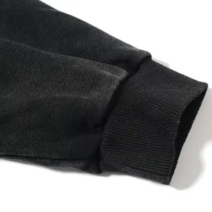 เสื้อสวมหัวมีฮู้ดพิมพ์ลายตัวหนังสือมีกระเป๋าแบบวินเทจ - Product Image 1