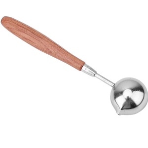 Utensilio de cocina recién llegado, cucharón de sopa de acero inoxidable con mango de madera, capacidad para cuchara espumadora de sopa - Product Image 4
