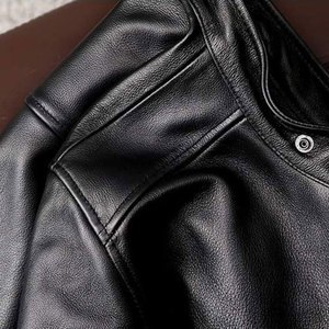 Chaqueta de Cuero para Hombre de Color Sólido con Diseño Personalizado, Servicio OEM para Invierno, Estilo Urbano, Patrón de Letras, Secado Rápido y Transpirable - Product Image 5