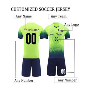 Conjunto de uniforme de béisbol personalizado para hombre, de secado rápido, con impresión por sublimación, camiseta y pantalones cortos, 100% poliéster. - Product Image 2