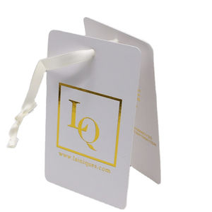 Étiquette volante en cuir PU noir personnalisé avec logo en relief holographique code à barres étanche pour chaussures et vêtements sacs chaussettes - Product Image 3