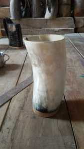 Tasses à corne en bois sur mesure avec impression de logo disponibles en taille 500 ML adaptées aux magasins d'approvisionnement viking. - Product Image 6