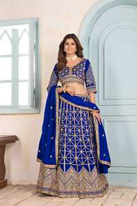 Ce lehenga profondément brodé est un mélange parfait d'élégance et de tradition, conçu pour vous faire briller à chaque occasion - Product Image 2