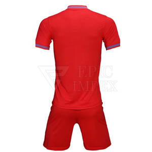 Fabrication d'usine, vêtements de sport, uniforme de football de couleur personnalisée, uniforme de football de haute qualité pour adultes - Product Image 2